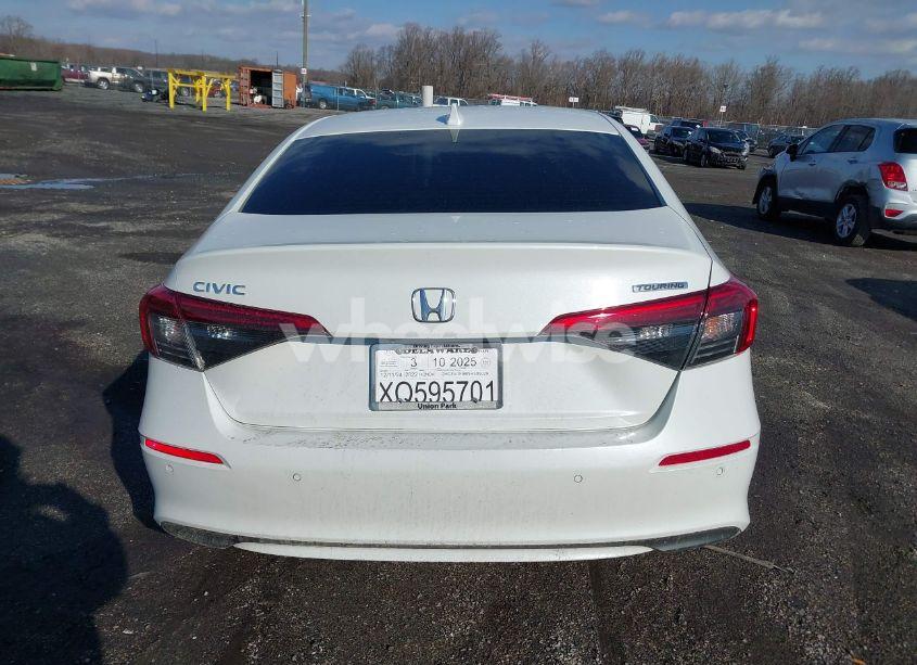 Photo 16 of 2022 Honda Civic TOURING (VIN 2HGFE1F98NH305029)