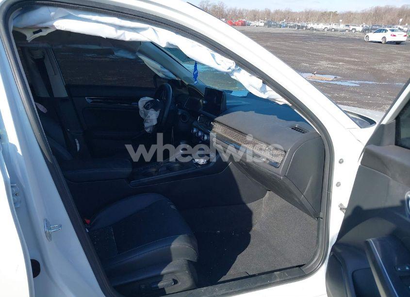 Photo 5 of 2022 Honda Civic TOURING (VIN 2HGFE1F98NH305029)