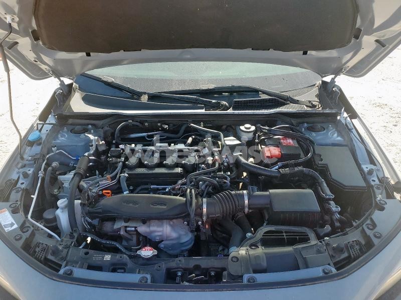 Photo 5 of 2022 HONDA CIVIC TOURING (VIN 2HGFE1F98NH327127)