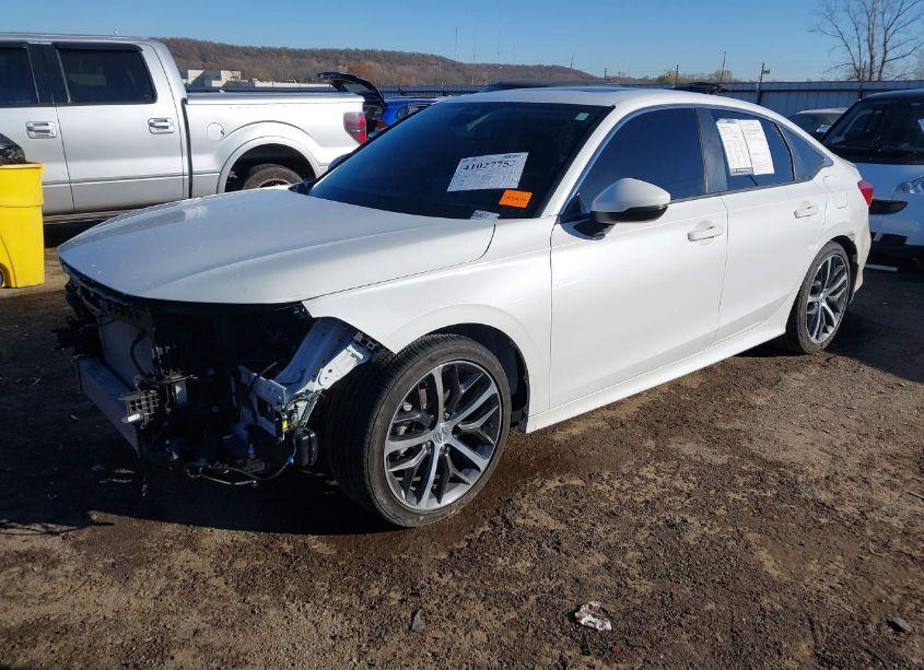 Photo 2 of 2023 Honda Civic TOURING (VIN 2HGFE1F98PH314493)