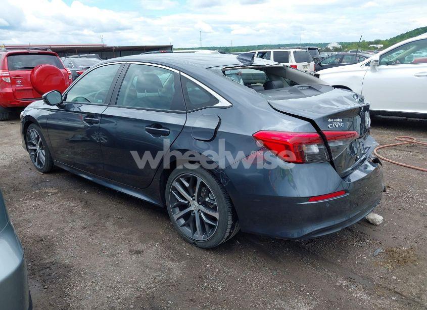 Photo 3 of 2024 Honda Civic TOURING (VIN 2HGFE1F98RH304906)