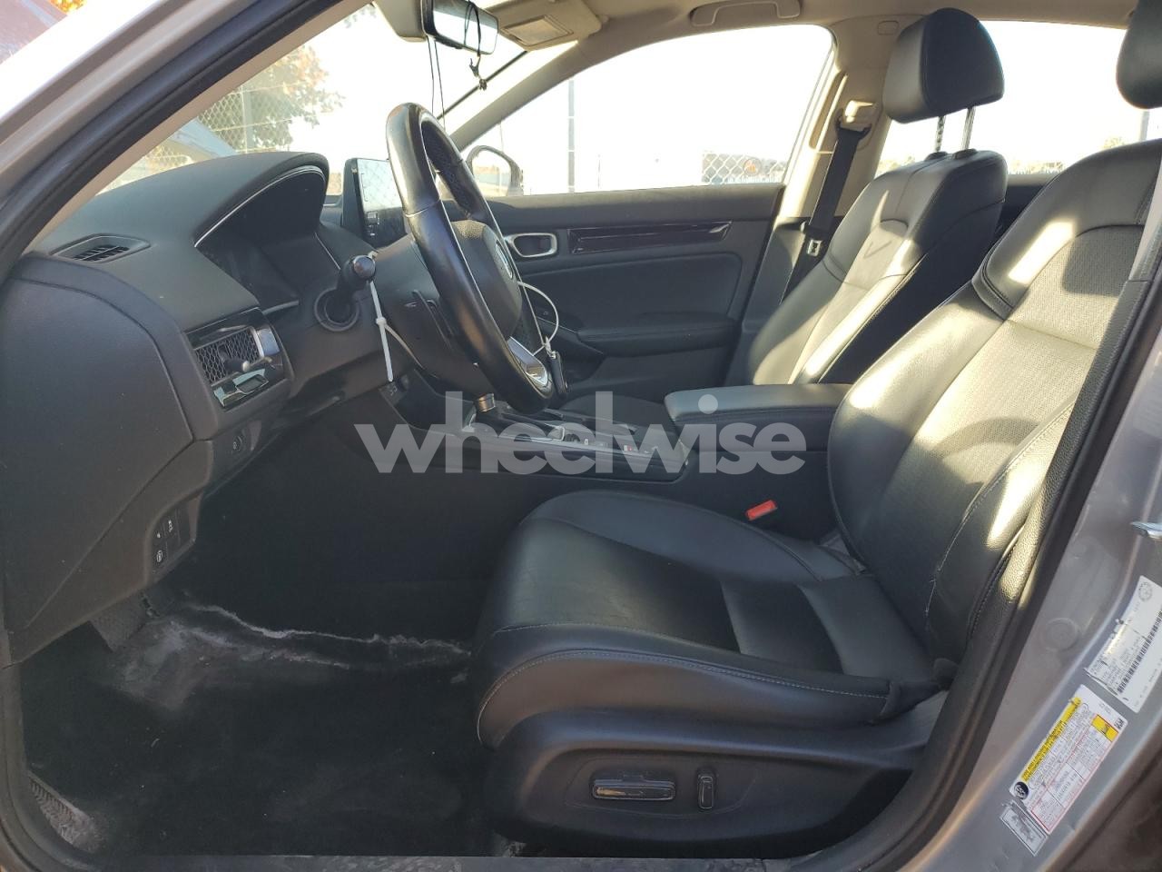 Photo 7 of 2022 HONDA CIVIC TOURING (VIN 2HGFE1F99NH003443)