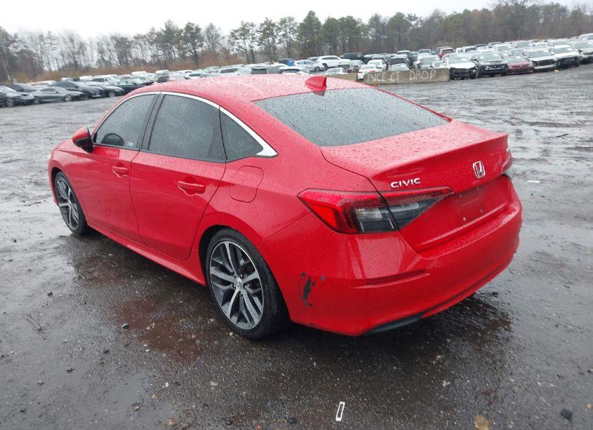 Photo 3 of 2022 Honda Civic TOURING (VIN 2HGFE1F99NH305721)