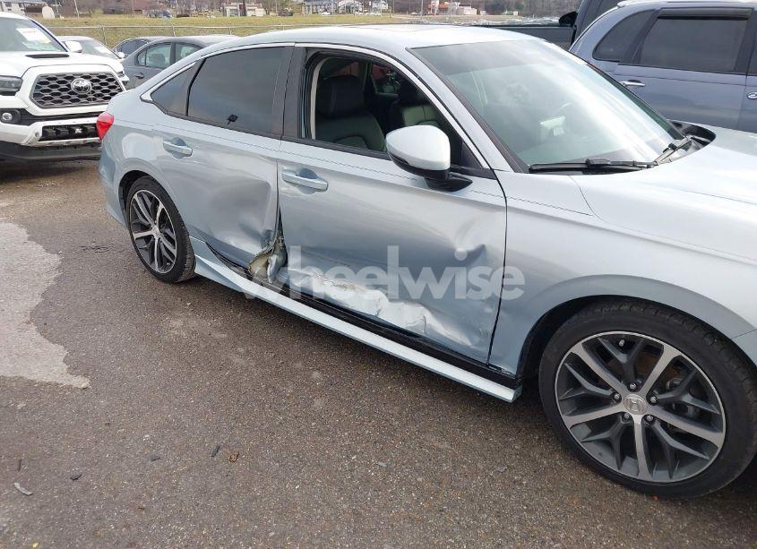 Photo 6 of 2022 Honda Civic TOURING (VIN 2HGFE1F99NH306559)