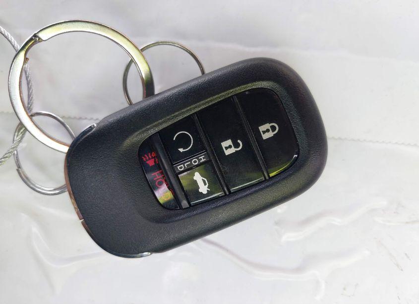 Photo 11 of 2022 Honda Civic TOURING (VIN 2HGFE1F99NH311227)