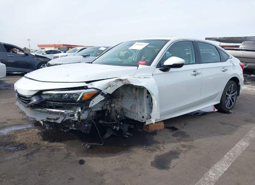 Photo 2 of 2022 Honda Civic TOURING (VIN 2HGFE1F99NH311227)