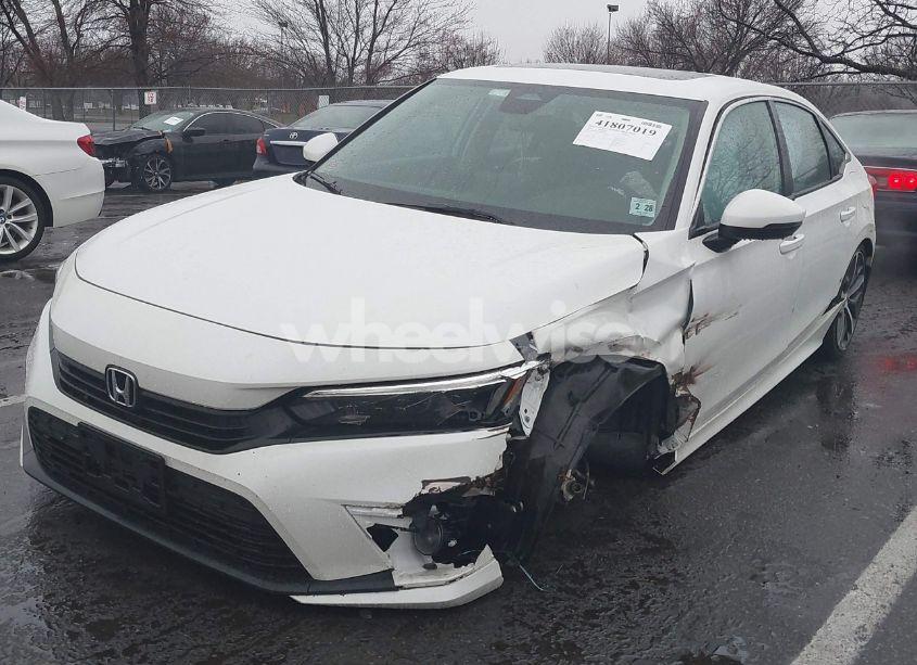 Photo 2 of 2023 Honda Civic TOURING (VIN 2HGFE1F99PH304734)
