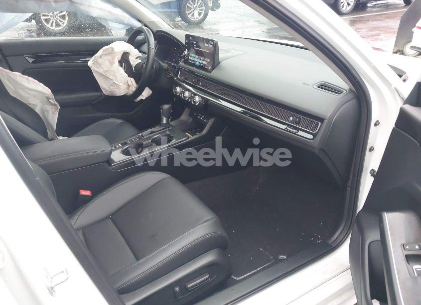 Photo 5 of 2023 Honda Civic TOURING (VIN 2HGFE1F99PH304734)