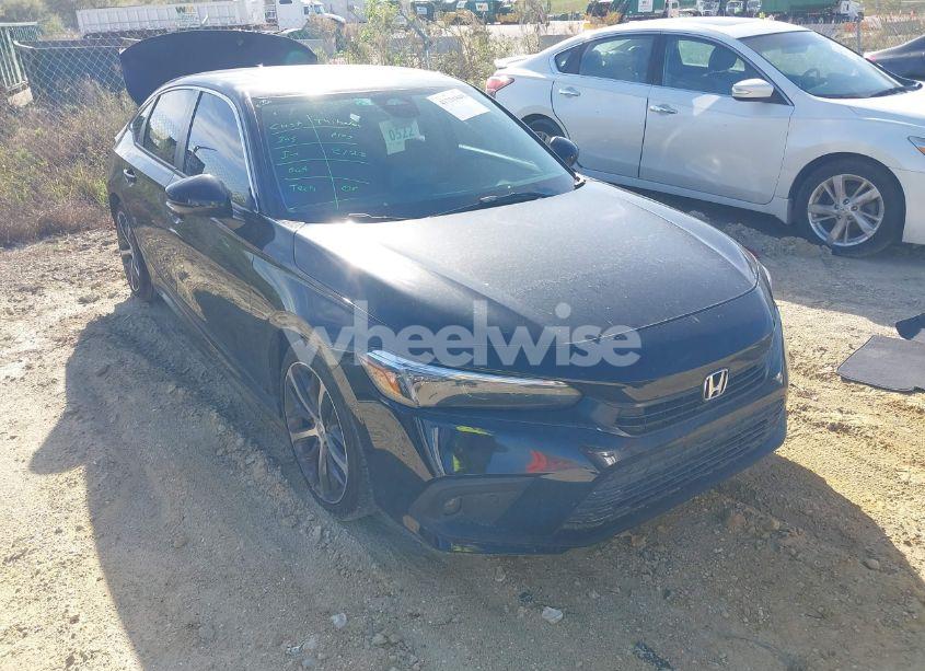 2024 Honda Civic TOURING (VIN 2HGFE1F99RH315705) main photo