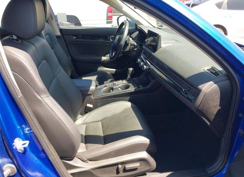 Photo 5 of 2022 Honda Civic TOURING (VIN 2HGFE1F9XNH308708)