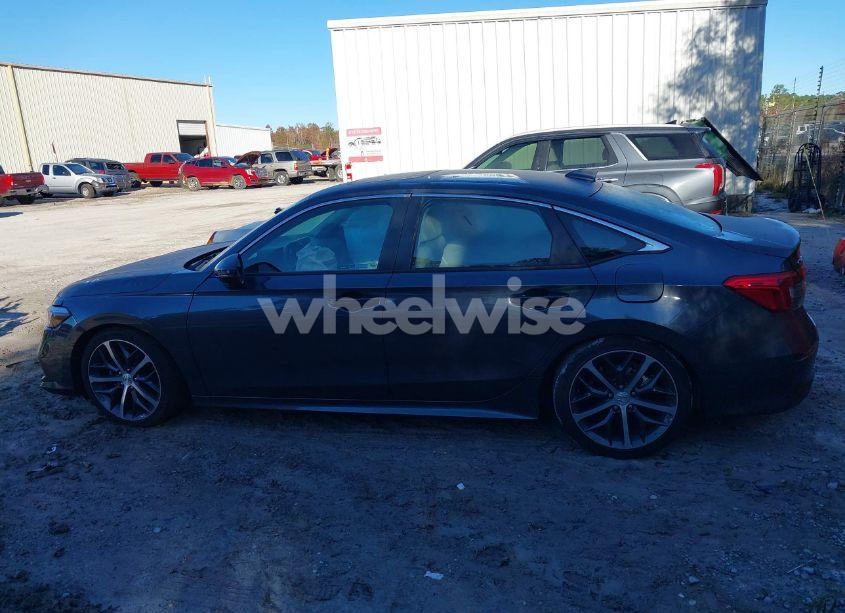 Photo 14 of 2022 Honda Civic TOURING (VIN 2HGFE1F9XNH325444)