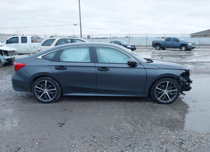 Photo 13 of 2024 Honda Civic TOURING (VIN 2HGFE1F9XRH303546)