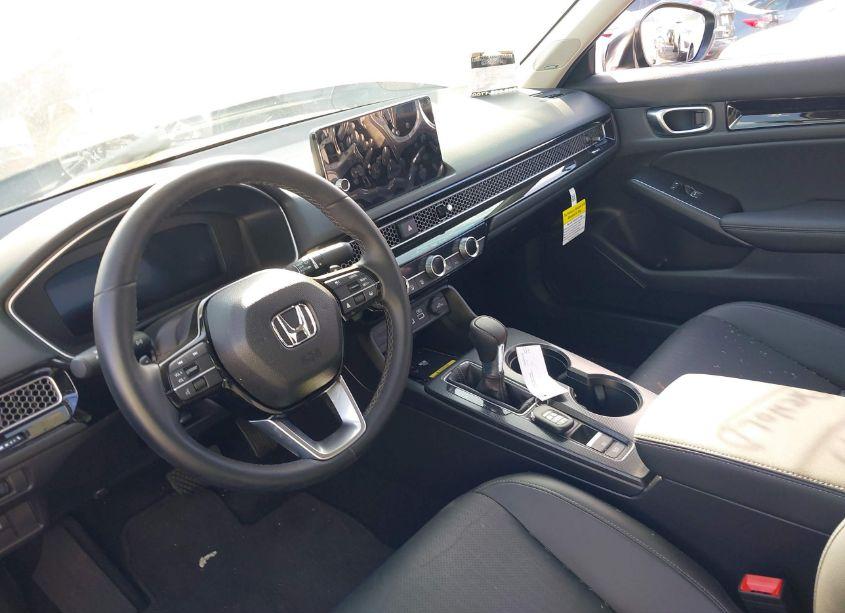 Photo 5 of 2024 Honda Civic TOURING (VIN 2HGFE1F9XRH315731)