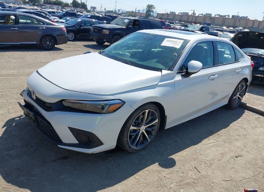 Photo 2 of 2024 Honda Civic TOURING (VIN 2HGFE1F9XRH317026)