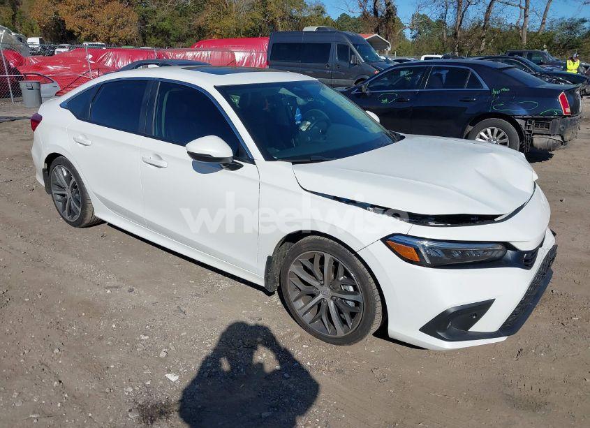 2024 Honda Civic TOURING (VIN 2HGFE1F9XRH334862) main photo