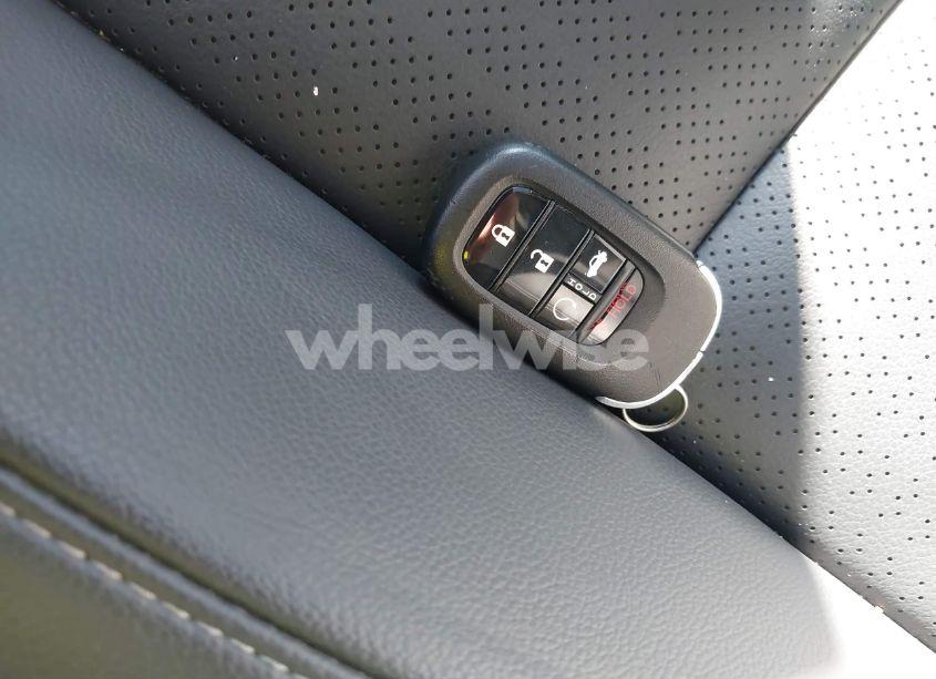 Photo 11 of 2024 Honda Civic TOURING (VIN 2HGFE1F9XRH334862)