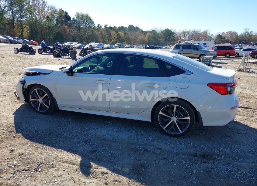 Photo 14 of 2024 Honda Civic TOURING (VIN 2HGFE1F9XRH334862)