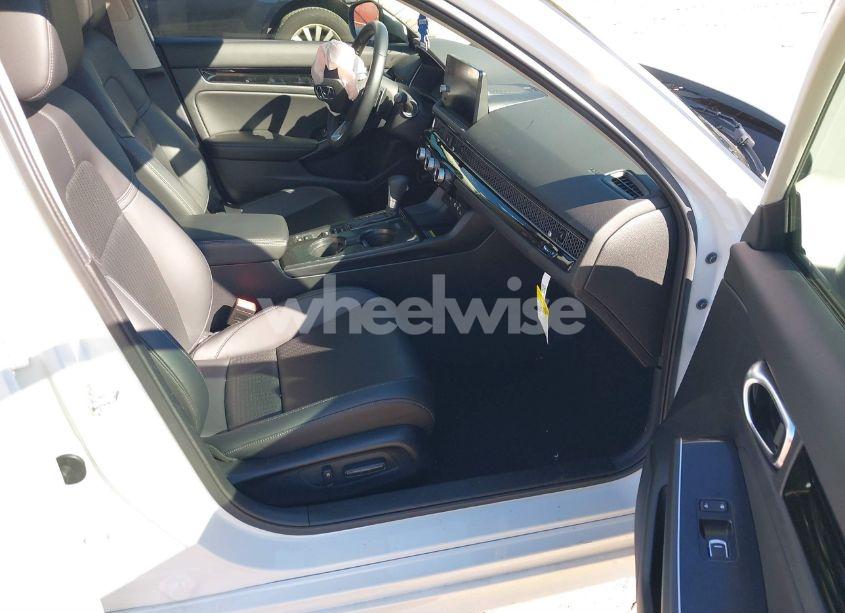 Photo 5 of 2024 Honda Civic TOURING (VIN 2HGFE1F9XRH334862)