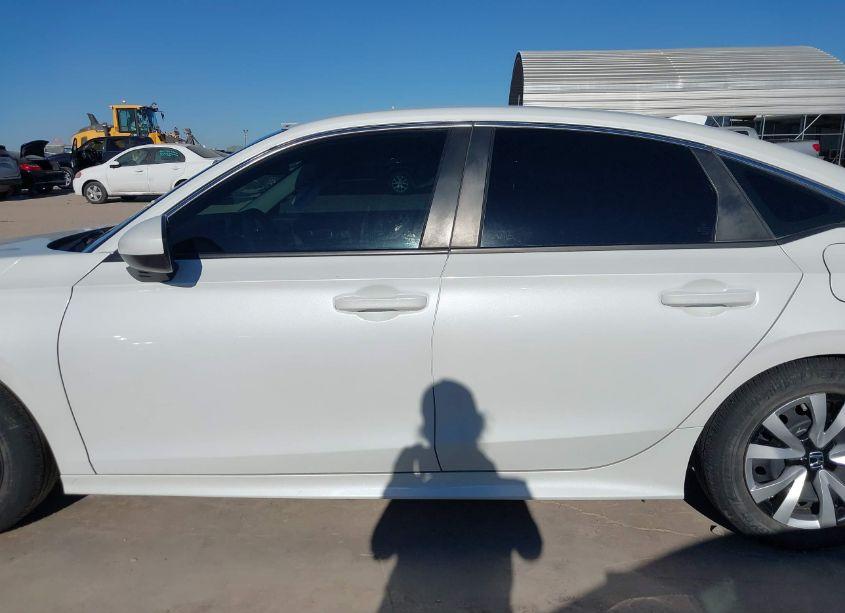 Photo 14 of 2022 Honda Civic LX (VIN 2HGFE2F20NH507758)