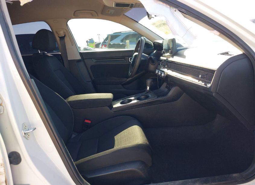 Photo 5 of 2022 Honda Civic LX (VIN 2HGFE2F20NH507758)