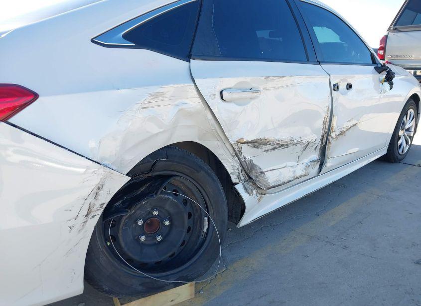 Photo 6 of 2022 Honda Civic LX (VIN 2HGFE2F20NH507758)