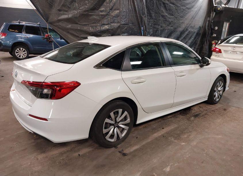 Photo 4 of 2022 Honda Civic LX (VIN 2HGFE2F20NH529470)