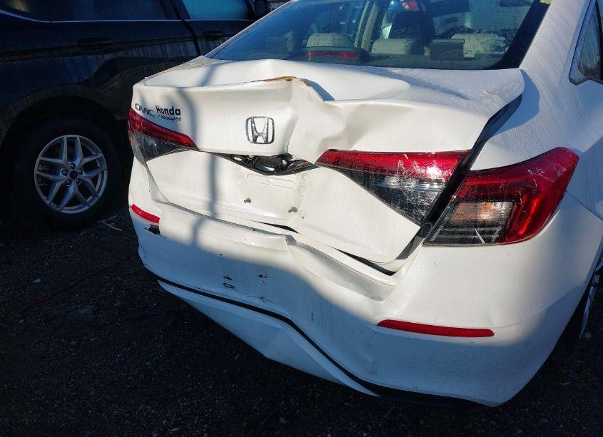 Photo 6 of 2022 Honda Civic LX (VIN 2HGFE2F20NH532756)