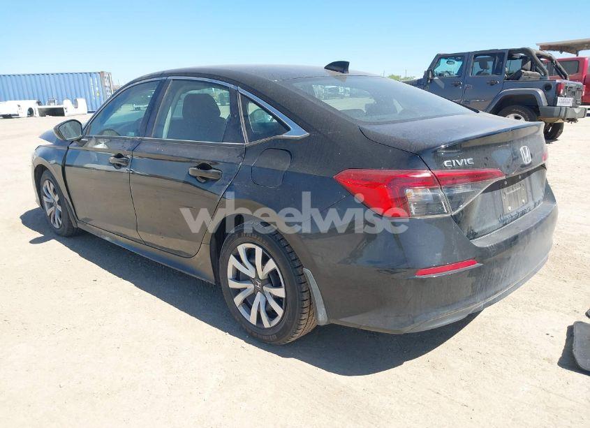 Photo 3 of 2022 Honda Civic LX (VIN 2HGFE2F20NH573453)