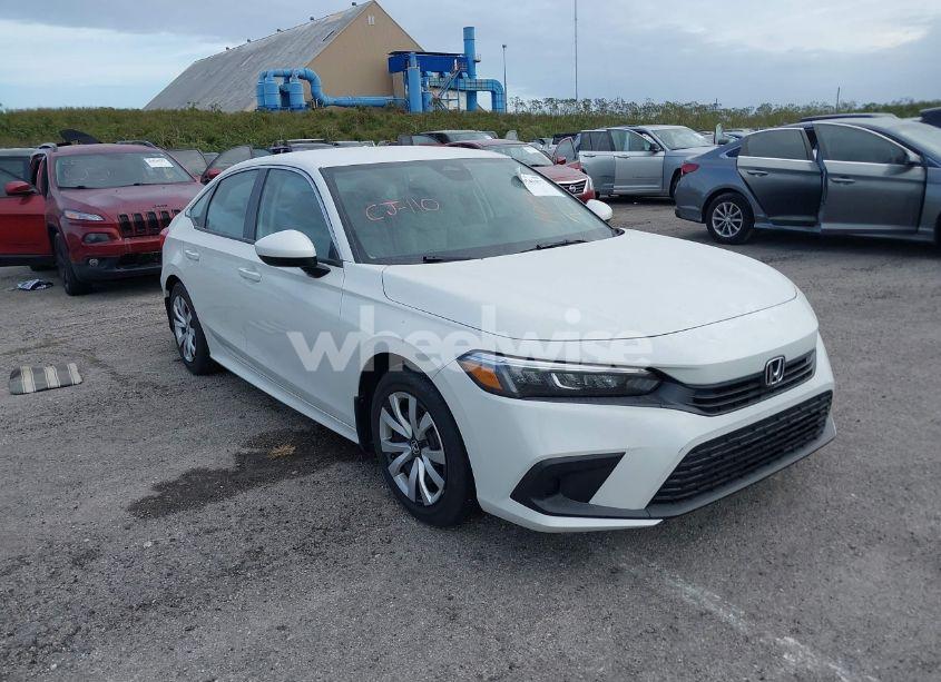 2024 Honda Civic LX (VIN 2HGFE2F20RH583728) main photo