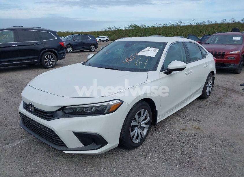 Photo 2 of 2024 Honda Civic LX (VIN 2HGFE2F20RH583728)