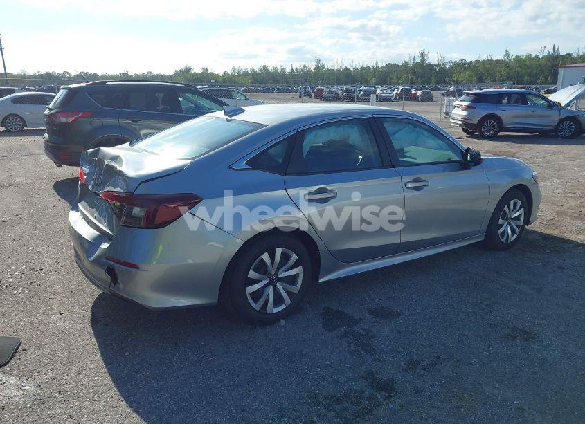 Photo 4 of 2025 Honda Civic LX (VIN 2HGFE2F20SH520456)