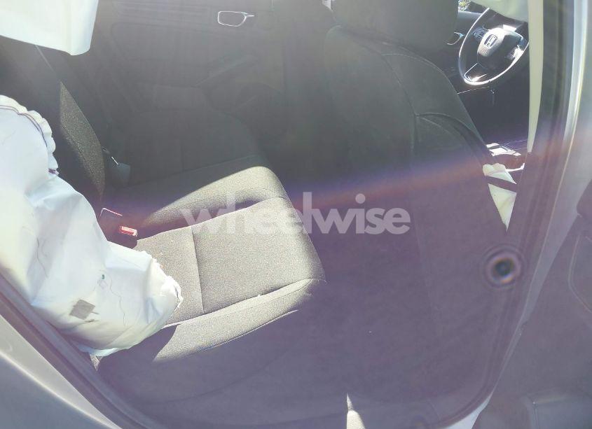 Photo 8 of 2025 Honda Civic LX (VIN 2HGFE2F20SH520456)