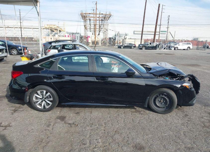 Photo 13 of 2022 Honda Civic LX (VIN 2HGFE2F21NH546620)