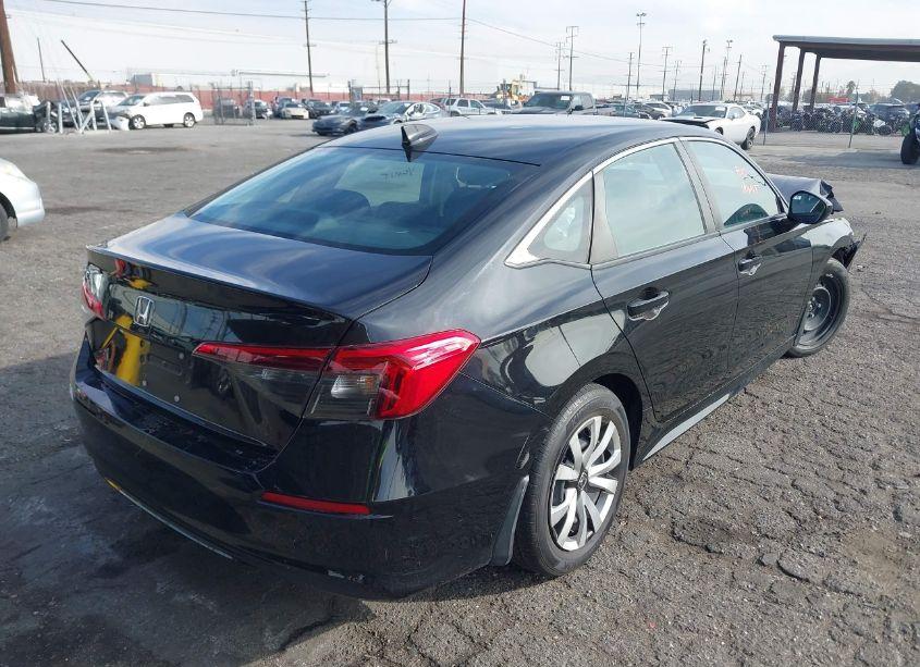 Photo 4 of 2022 Honda Civic LX (VIN 2HGFE2F21NH546620)