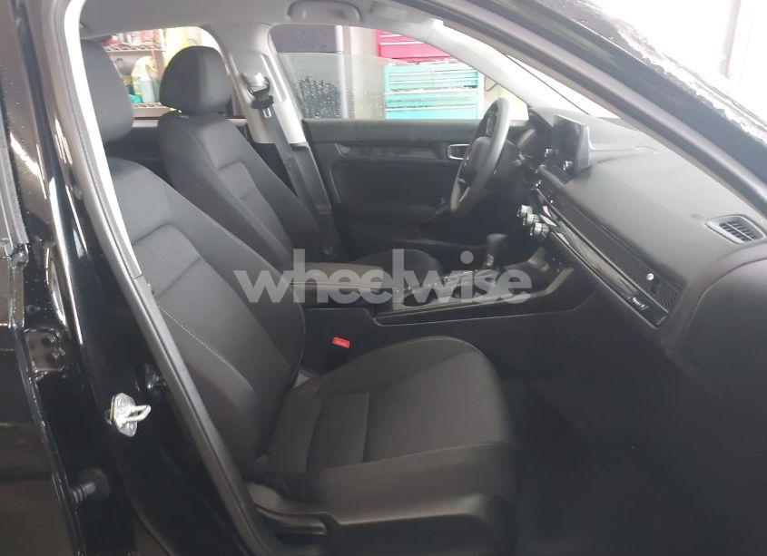 Photo 5 of 2023 Honda Civic LX (VIN 2HGFE2F21PH553134)