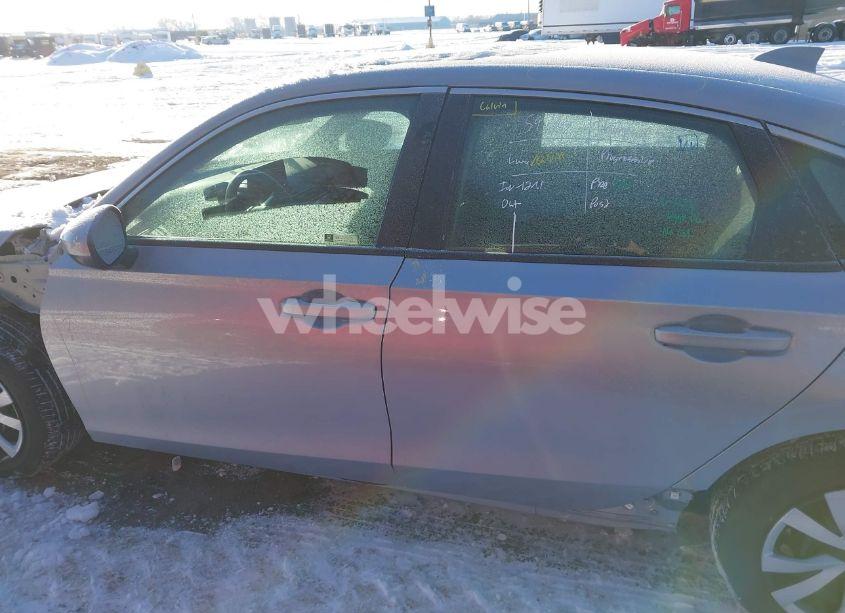 Photo 15 of 2024 Honda Civic LX (VIN 2HGFE2F21RH524378)