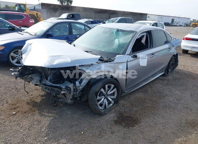 Photo 2 of 2022 Honda Civic LX (VIN 2HGFE2F22NH518129)