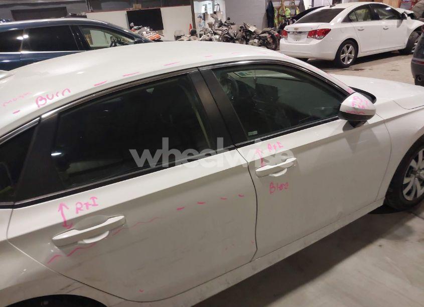 Photo 18 of 2022 Honda Civic LX (VIN 2HGFE2F22NH549199)