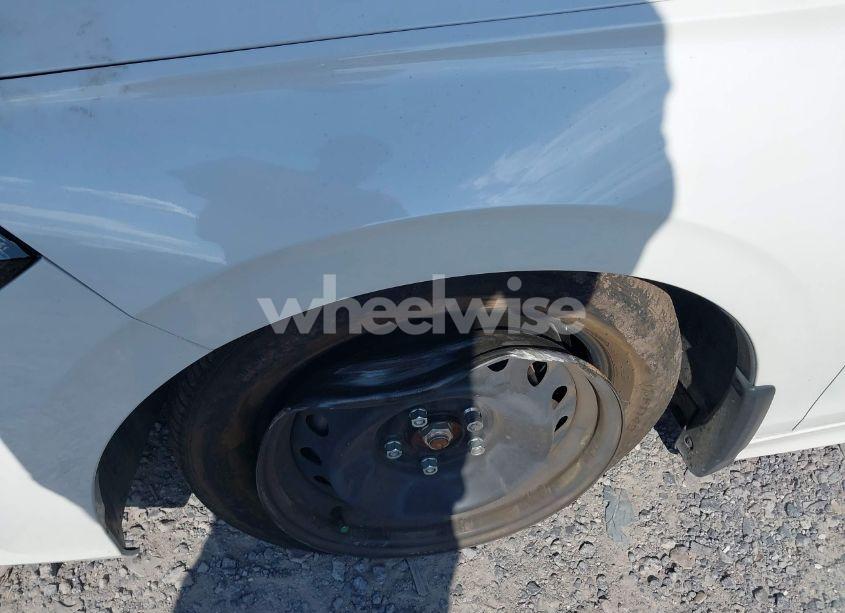 Photo 6 of 2023 Honda Civic LX (VIN 2HGFE2F22PH555099)