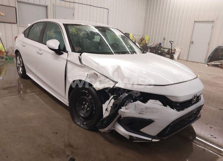 2024 Honda Civic LX (VIN 2HGFE2F22RH565392) main photo