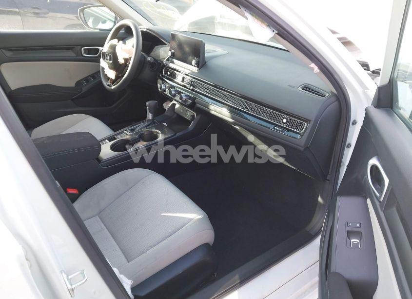 Photo 5 of 2024 Honda Civic LX (VIN 2HGFE2F22RH565392)