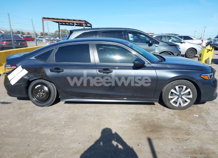 Photo 13 of 2024 Honda Civic LX (VIN 2HGFE2F22RH571967)