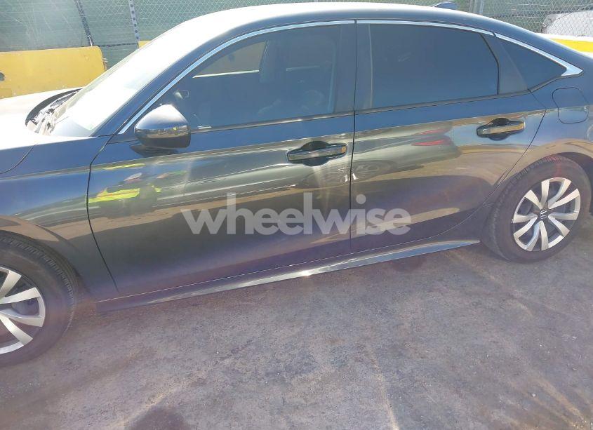 Photo 14 of 2024 Honda Civic LX (VIN 2HGFE2F22RH571967)