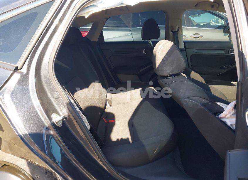 Photo 8 of 2024 Honda Civic LX (VIN 2HGFE2F22RH571967)