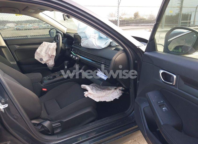 Photo 5 of 2025 Honda Civic LX (VIN 2HGFE2F22SH512813)