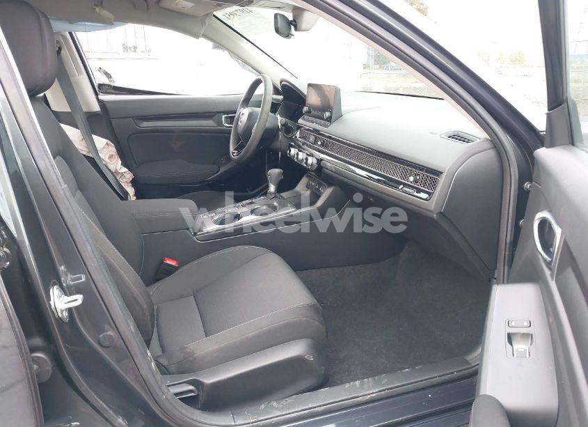 Photo 5 of 2025 Honda Civic LX (VIN 2HGFE2F22SH529563)