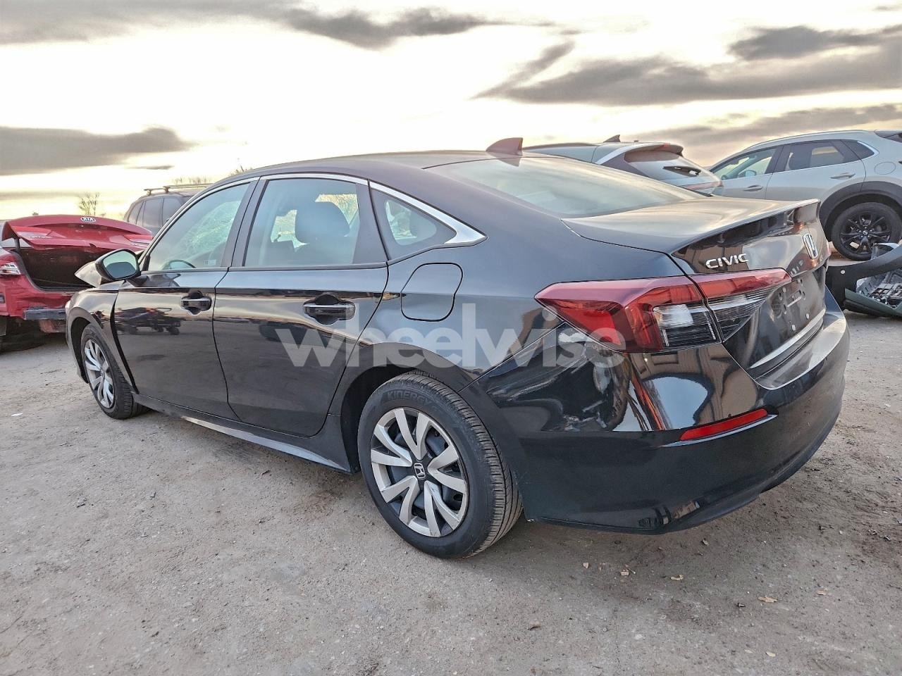 Photo 2 of 2025 HONDA CIVIC LX (VIN 2HGFE2F23SH596818)