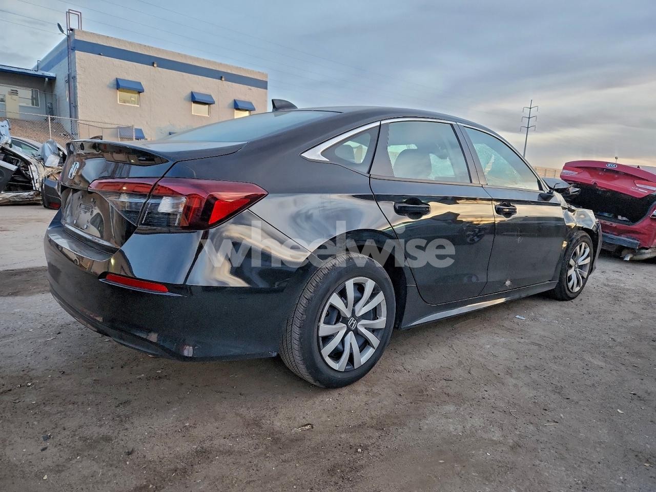 Photo 3 of 2025 HONDA CIVIC LX (VIN 2HGFE2F23SH596818)