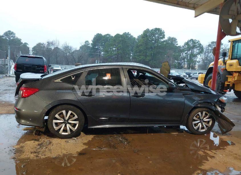 Photo 13 of 2022 Honda Civic LX (VIN 2HGFE2F24NH511165)