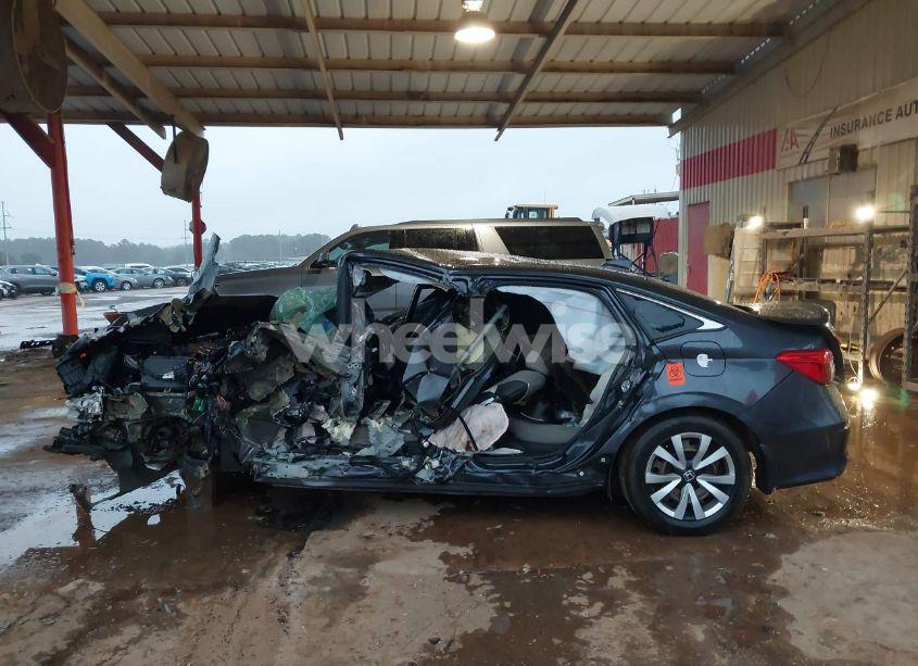 Photo 14 of 2022 Honda Civic LX (VIN 2HGFE2F24NH511165)